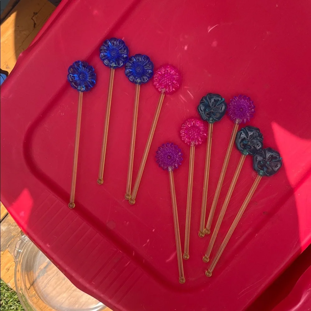 Colorful plastic cup Set with Stir Sticks